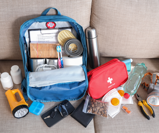 What to Keep in Your Car (So You’re Not Screwed in an Emergency or Stuck in Traffic)